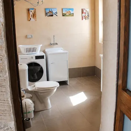 Charming Family With Pool In Marsaxlokk