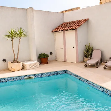 Charming Family With Pool In Séjour à la campagne Marsaxlokk