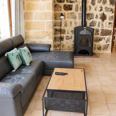 Séjour à la campagne Charming Family With Pool In Marsaxlokk